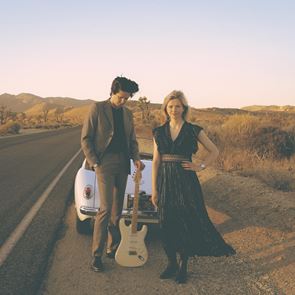 Οι Still Corners και τα τραγούδια της ερήμου