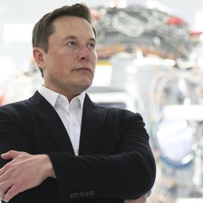 Το <em>HBO</em> ετοιμάζει σειρά για την SpaceX του Elon Musk