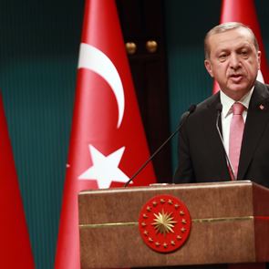 O Recep Tayyip Erdogan τα βάζει (και) με το <em>Netflix</em>