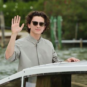 Το "άλλο" κοστούμι του Timothée Chalamet