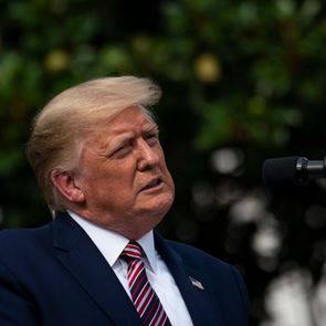 Ο λόγος που ο Donald <em>Trump</em> δε γελά ποτέ