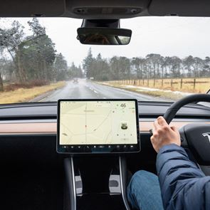 Πλέον το <em>Tesla</em> θα ξέρει και πότε νυστάζεις