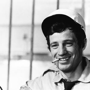 Όταν ο Jean-Paul Belmondo έκανε το "έγκλημα" αφόρητα σέξι