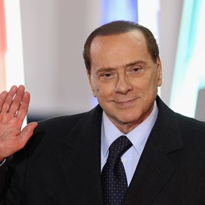 To υπέρογκο ποσό που άφησε ο Silvio Berlusconi στη σύντροφό