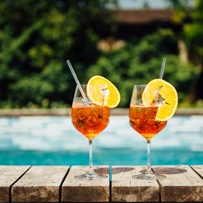 Το Aperol Spritz, η ιστορία του και το απόλυτο pairing με την πίτσα