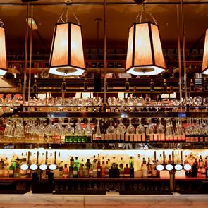 Το μικρότερο whisky bar στον κόσμο