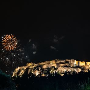Το πλούσιο εορταστικό πρόγραμμα του Δήμου Αθηναίων