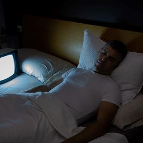 Το <em>Netflix</em> αναβαθμίζει το binge watching αλλά και τον ύπνο σου