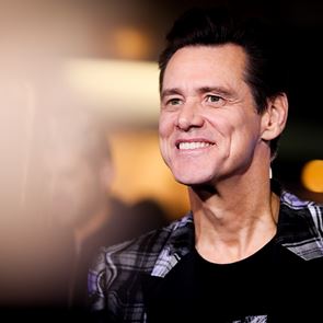 Jim Carrey εναντίον Melania <em>Trump</em>