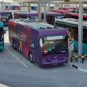 Ποια είναι η κινεζική Yutong που φέρνει τα πρώτα ηλεκτρικά λεωφορεία