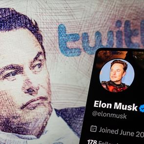 Τώρα ο <em>Elon</em> <em>Musk</em> λέει ότι βρήκε αντικαταστάτρια CEO για το Twitter