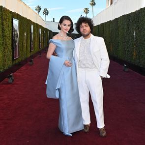 H Selena Gomez παντρεύτηκε τον Benny Blanco