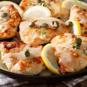 Piccata <em>κοτόπουλου</em> όπως θα την έτρωγες στο Μιλάνο