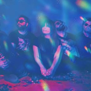 Στο Meet Up Festival συναντιούνται οι πιο εμβληματικές μπάντες της Make Me Happy Records