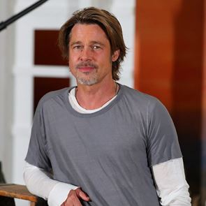 Ο 90s ενδυματολογικός συνδυασμός του Brad Pitt