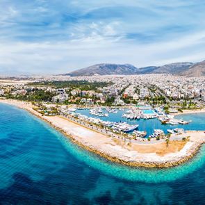 Γιατί έχει αυξηθεί η ζήτηση ακινήτων στα νότια προάστια της Αθήνας