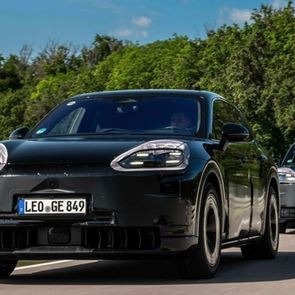 Έτσι δείχνει η ηλεκτρική Porsche Cayenne