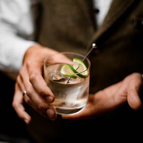 Η σεζόν του Gin & Tonic σε 11 αθηναϊκά <em>μπαρ</em>