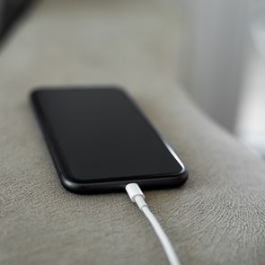 Μια απλή λύση για πολύ γρήγορη φόρτιση στο κινητό σου