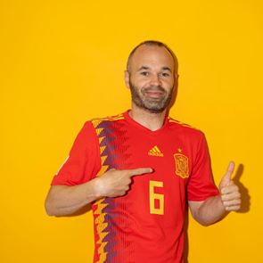 Andrés Iniesta: Big In Japan