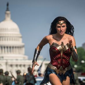 Η Wonder Woman είναι το χριστουγεννιάτικο δώρο μας