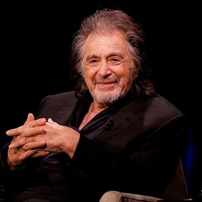 Ο Al Pacino μέσα από τα μάτια της συντρόφου του, Noor Alfallah