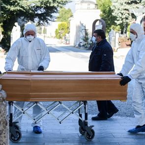 Στην Λομβαρδία μετρούν πληγές και αναζητούν απαντήσεις