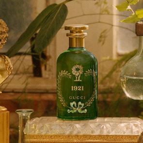 1921, το <em>άρωμα</em> για τα 100 χρόνια Gucci