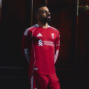 Δείτε τη νέα φανέλα της Liverpool: επιστρέφει στην Adidas και γεμίζει τους οπαδούς της με νοσταλγία