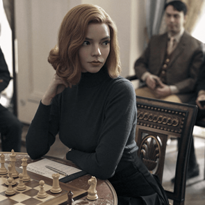 Όλοι μιλούν για το Queen’s Gambit του <em>Netflix</em>
