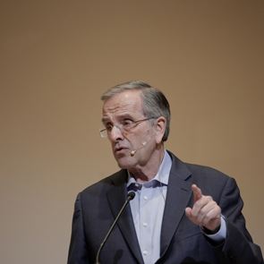 Η ‘εσωτερική αντιπολίτευση’ από τον Αντώνη Σαμαρά στη ΝΔ συνεχίζεται