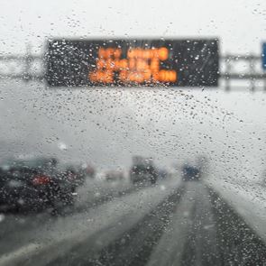 Η κακοκαιρία Μήδεια ίσως επηρεάσει και την πορεία του κορονοϊού