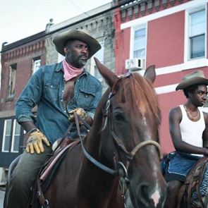Στο Concrete Cowboys o Luther συναντά το Stranger Things