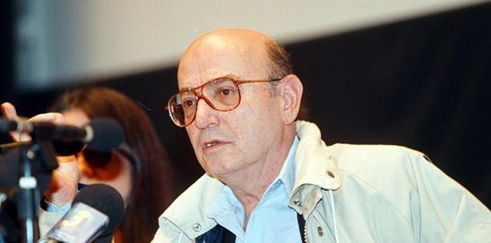 Ο τραγικός τρόπος με τον οποίο πέθανε ο Θόδωρος Αγγελόπουλος