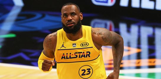 Τα νέα sneakers του LeBron James δεν περνούν απαρατήρητα