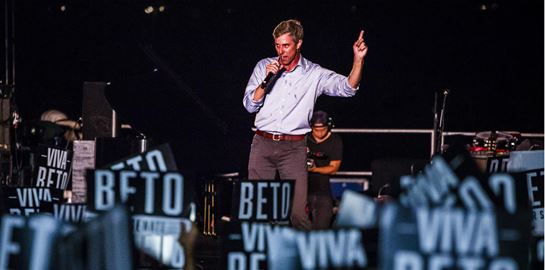 Ποιος είναι ο Beto O' Rourke που τον χαρακτηρίζουν "JFK του Τέξας";