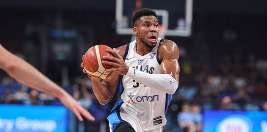 Eurobasket 2025: ΝΒΑ, FIBA και Μπακς αποθεώνουν τον Γιάννη Αντετοκούνμπο-"Ημίθεος, ο καλύτερος στον κόσμο"