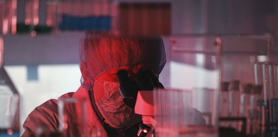 Γιατί ο ΠΟΥ θεωρεί ότι τα χειρότερα δεν έχουν έρθει ακόμα για την πανδημία