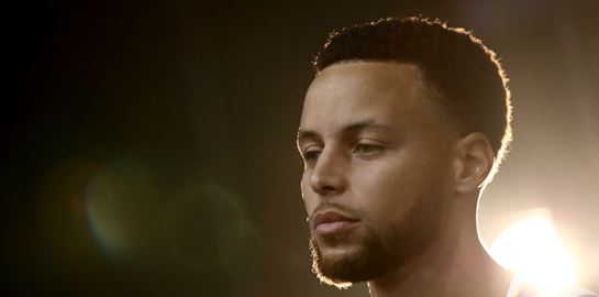 Stephen Curry, ένας από τους καλύτερους της ιστορίας