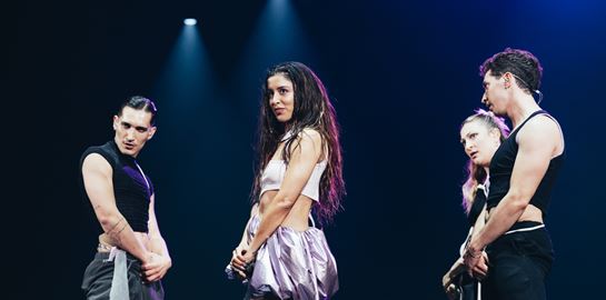 H Eurovision μέσα από τα επικά σχόλια του Twitter