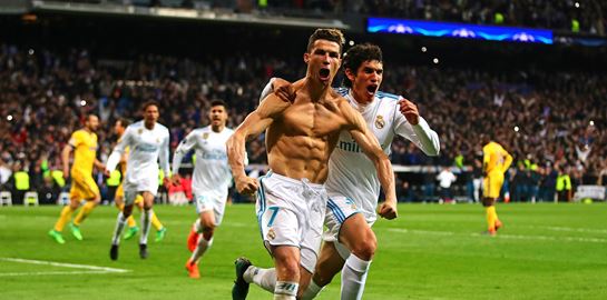 Τι συμβαίνει με το six pack του Cristiano Ronaldo - όπως το εξήγησε ένας πλαστικός χειρουργός