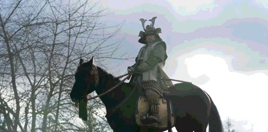 10 σειρές και ταινίες που βλέπουν όλοι αυτήν τη στιγμή στην Ελλάδα