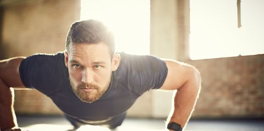Πόσα push-ups την ημέρα χρειάζεσαι για να γίνεις 'θηρίο'