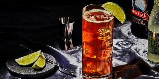 Η ιστορία και η συνταγή του Dark 'N' Stormy