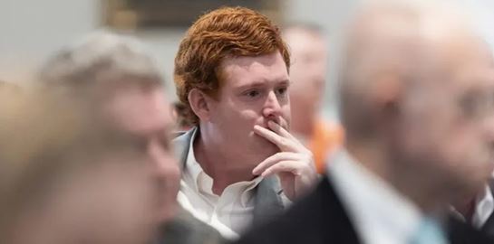 Πού είναι ο Buster Murdaugh από το Murdaugh Murders Now στο Netflix;