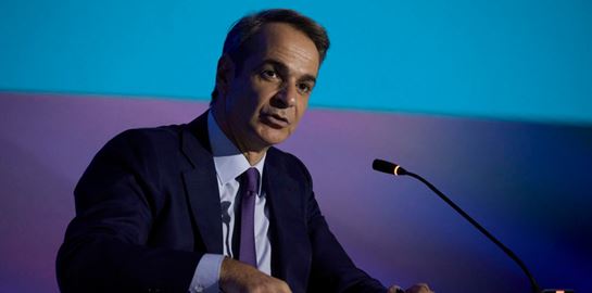 Η κυβέρνηση λέει 'ναι' στον γάμο των ομόφυλων ζευγαριών