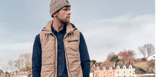 The List by Clodist: Τα γιλέκα που δεν πρέπει να λείπουν από την ανοιξιάτικη γκαρνταρόμπα σου