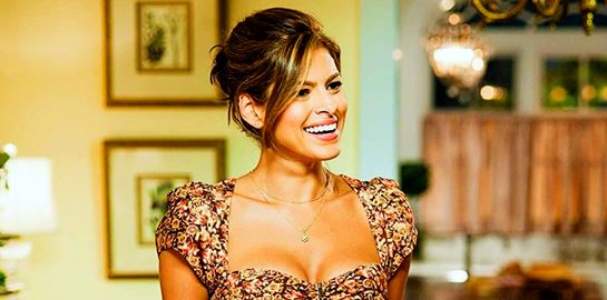 Όλες οι φορές που ερωτευθήκαμε την Eva Mendes στη μεγάλη οθόνη