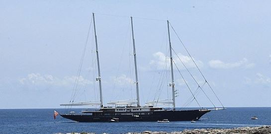 To γιοτ των 500 εκατ. δολαρίων του Jeff Bezos