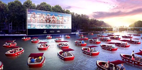 Ο Σηκουάνας μεταμορφώνεται σε πλωτό θερινό σινεμά